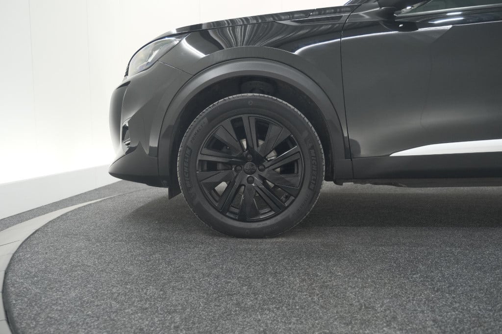 Peugeot 2008 puretech 130 allure | camera | apple carplay | navigatie | par