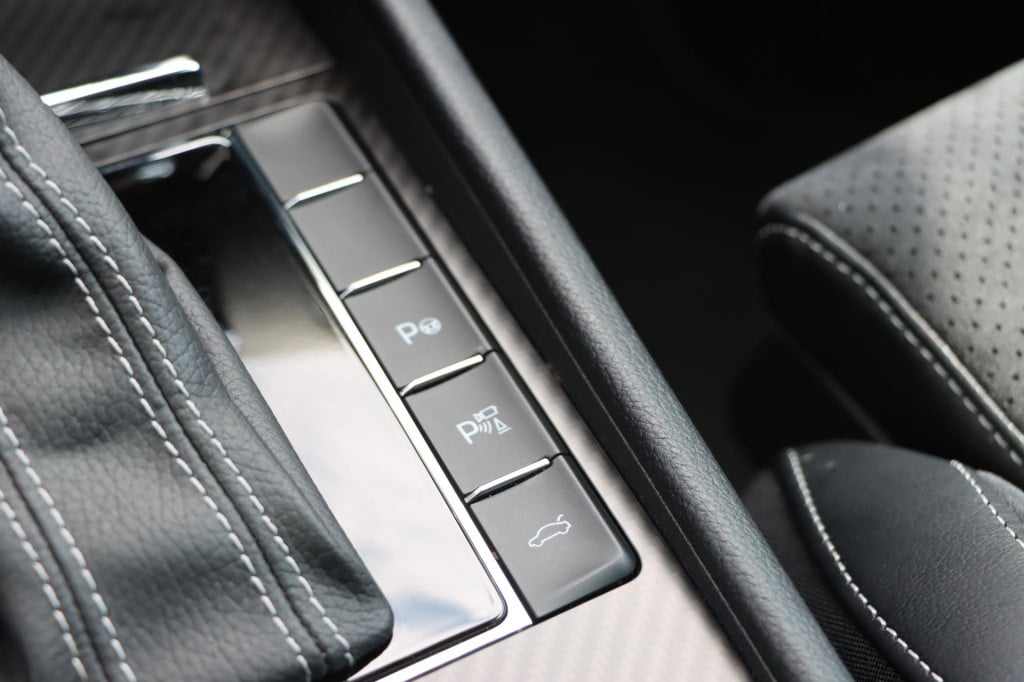 Skoda Superb combi 1.4 tsi iv sportline 218pk dsg6