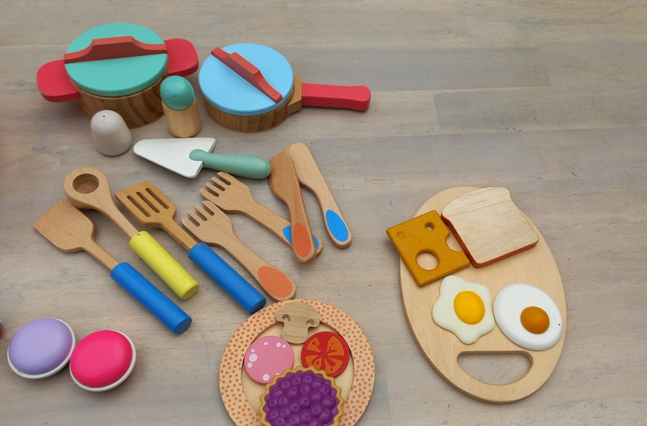 Houten fornuisje met toebehoren