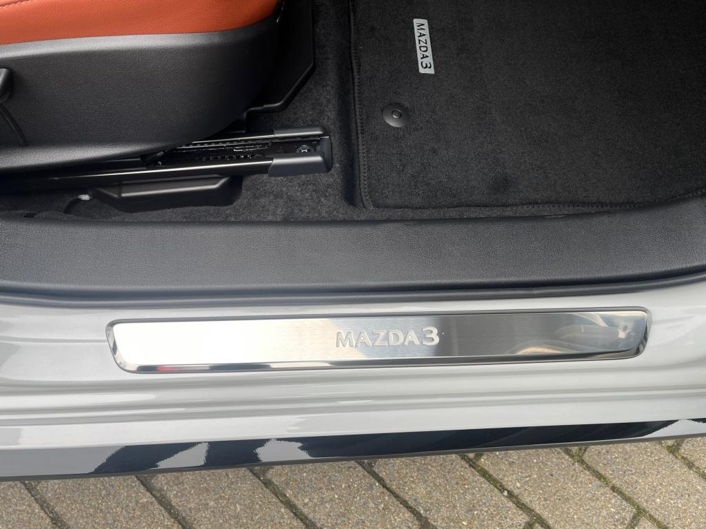 Mazda 3 2.0 e-skyactiv-x m hybrid 186 nagisa|rijklaar