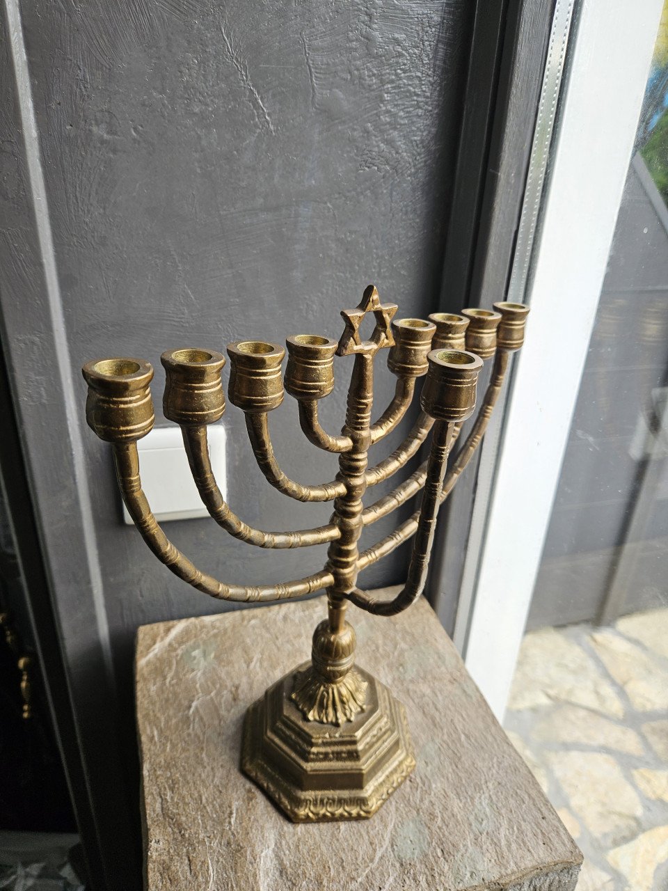 Prachtige grote zware antieke Joodse kandelaar, 9 armen....