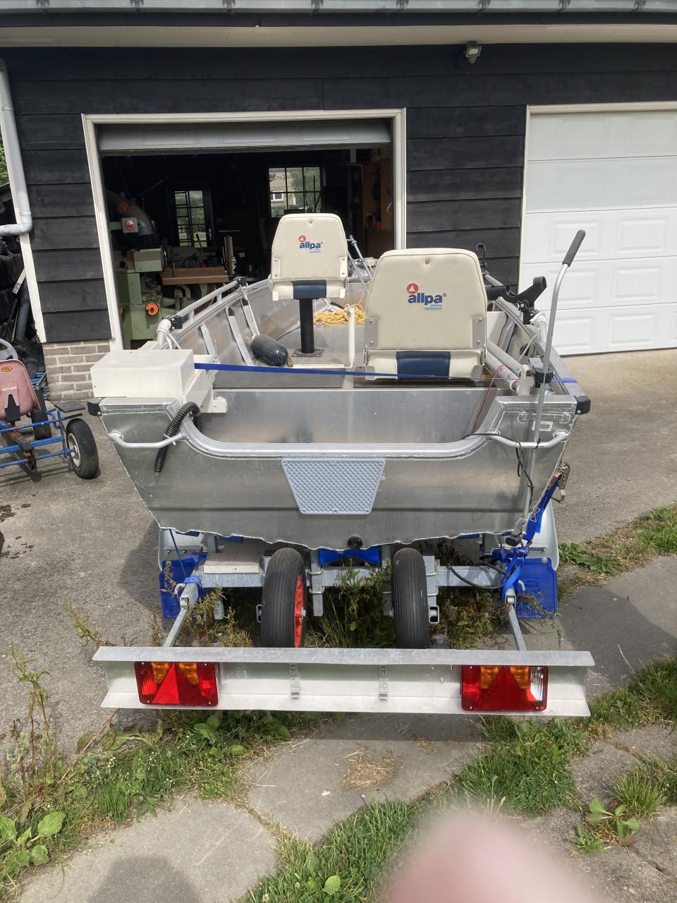Aluminium boot + trailer