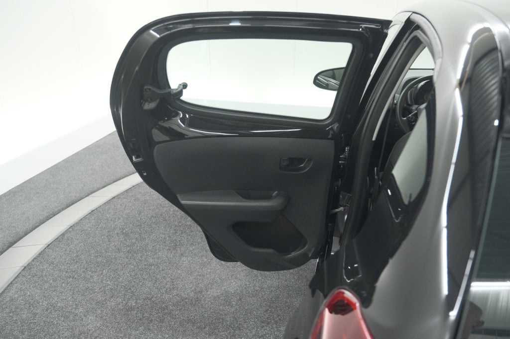 Peugeot 108 1.0 e-vti active | airco | bluetooth | elektrische ramen | 5 de