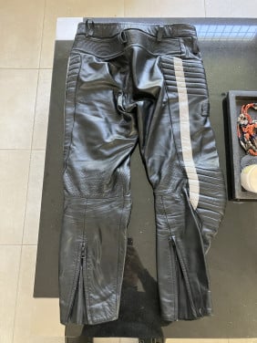 Top Skin Damen politie motorbroek leder maat 54 zomerversie! erg mooi