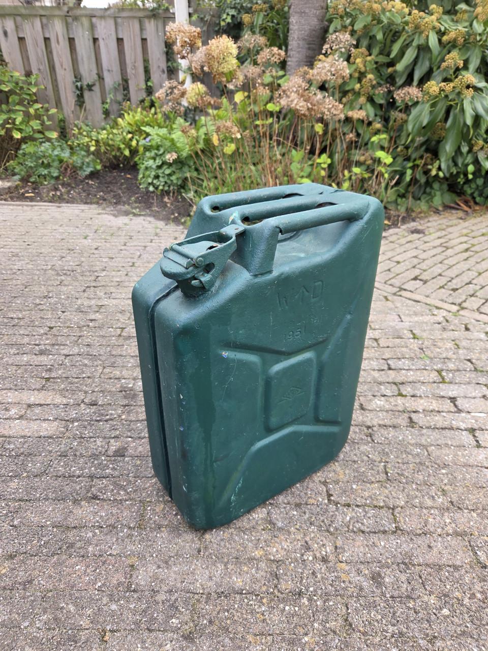 Stalen jerrycan 20 liter