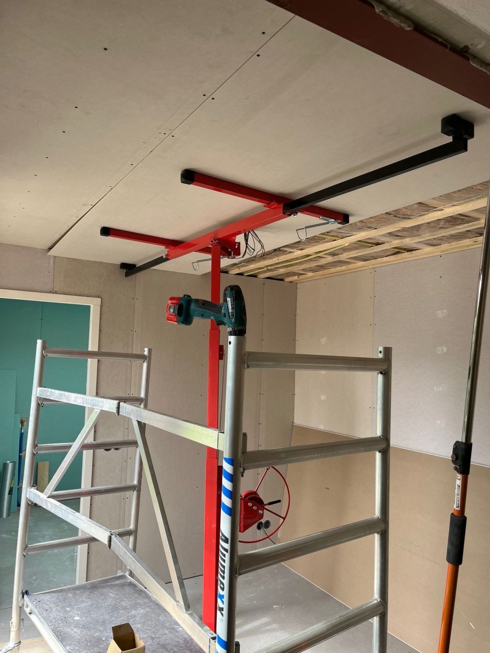 Te huur gips platenlift