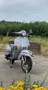 Vespa P200E motorscooter, 1979