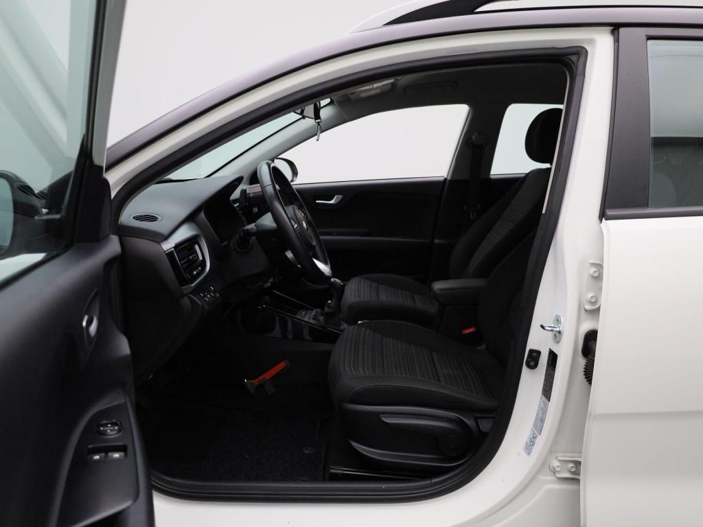 Kia Stonic 1.0 t-gdi mhev dynamicline | apple carplay / android auto | park