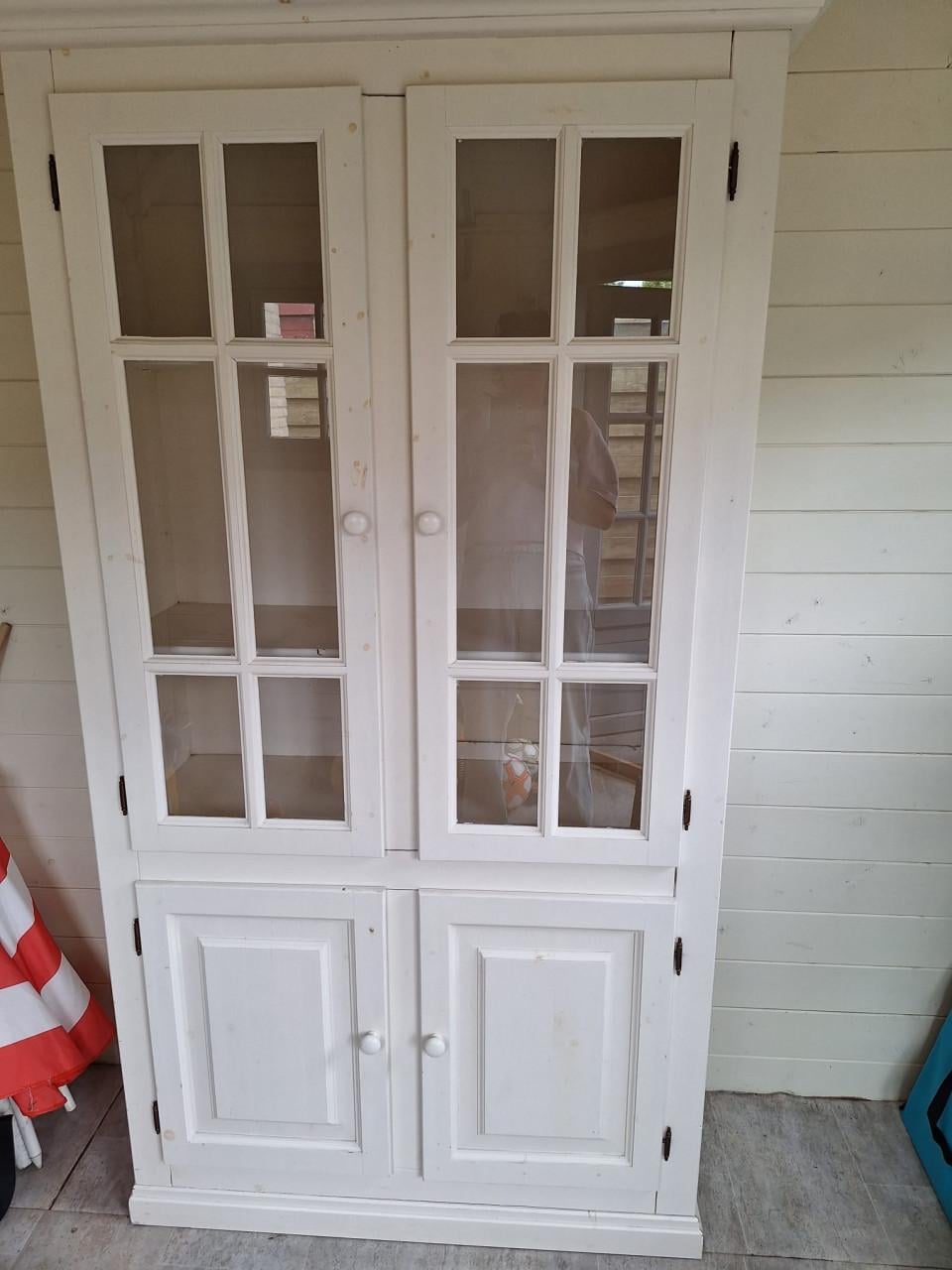 Kast