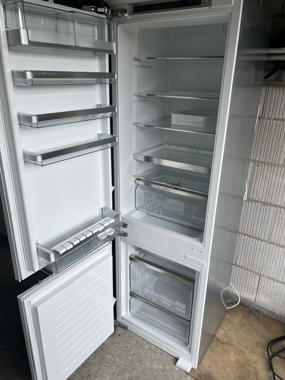 Siemens iQ500 Inbouw koel-vriescombinatie 177.2x55.8 cm. Nieuwprijs €879,-
