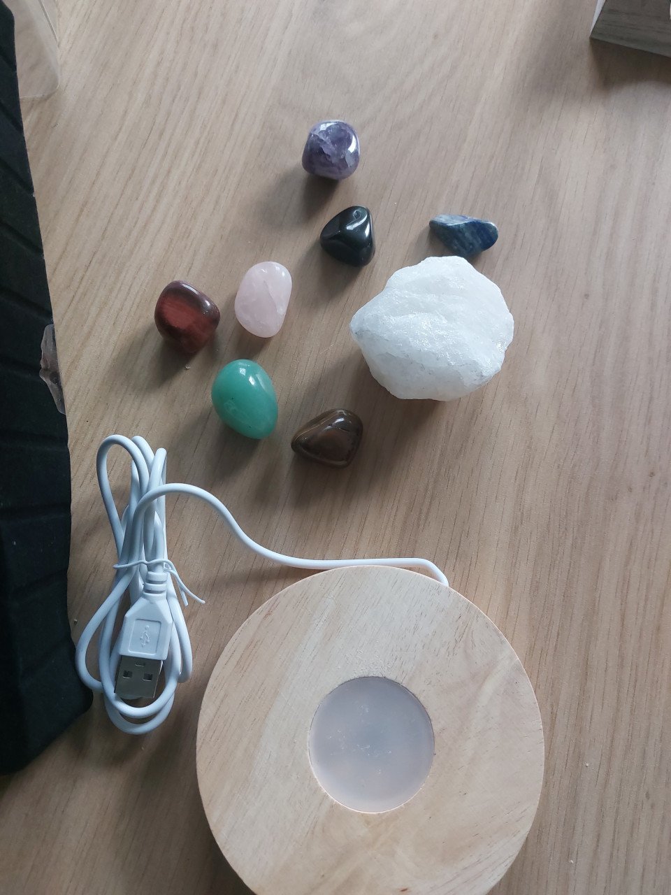 Nieuwe edelsteen lamp