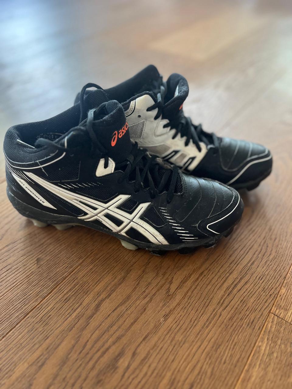 Sportschoenen veld (korfbal of hockey)