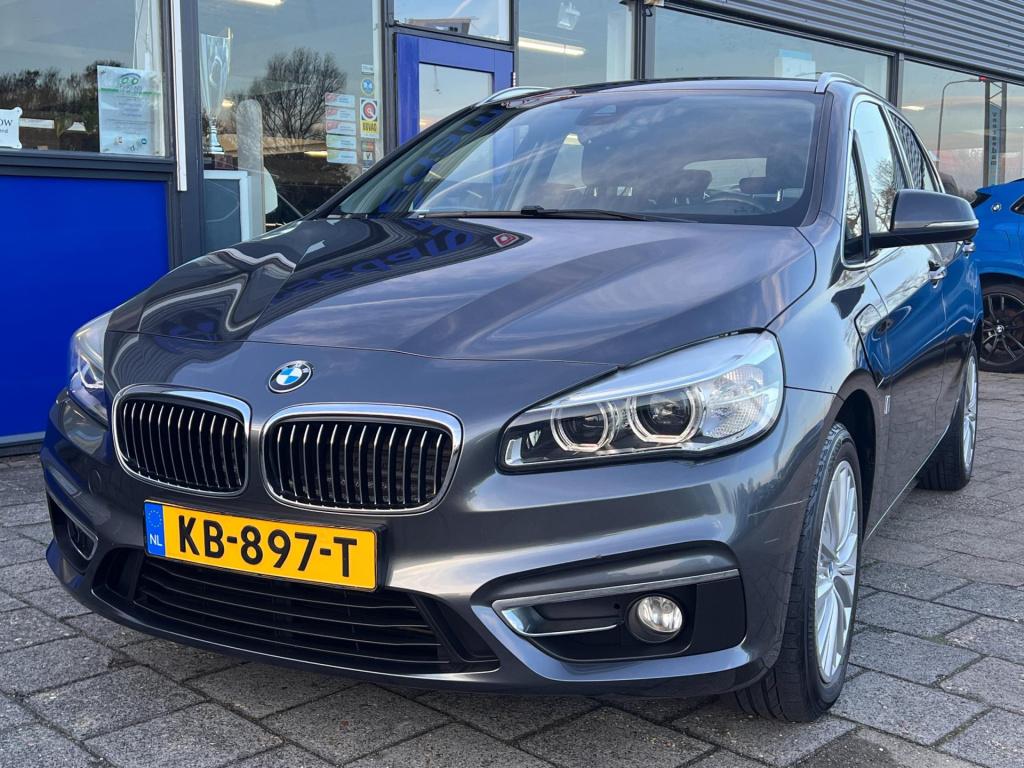 BMW 2-serie active tourer 225xe iperformance centennial high executive, cam