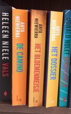 Boeken van Anya Niewierra