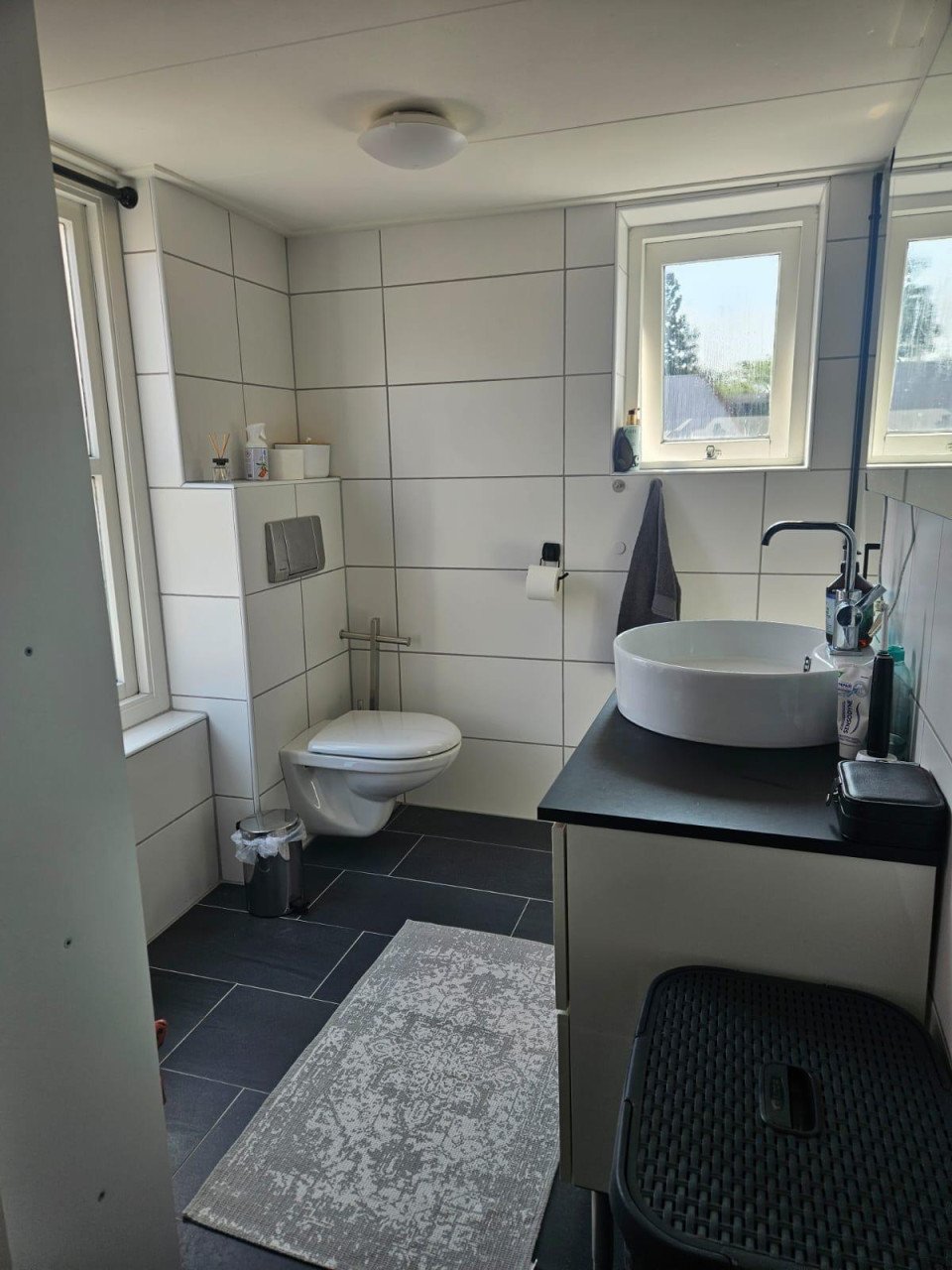Sfeervolle woning met dakterras in hartje Goes – per direct beschikbaar!