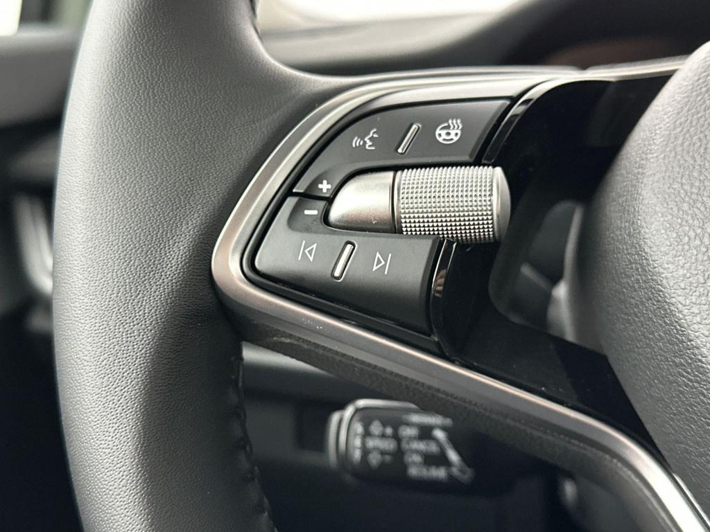 Skoda Elroq business edition tour elektromotor 150 kw / 204 pk