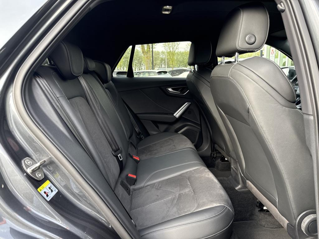 Audi Q2 35 tfsi s edition | nl-auto | 1e eig | camera | adapt. cruisec. | k