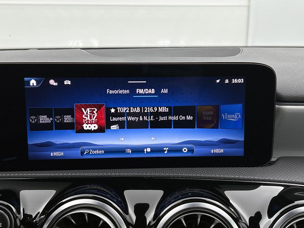 Mercedes-Benz A-Klasse 250 e business solution amg amg line | night pakket 