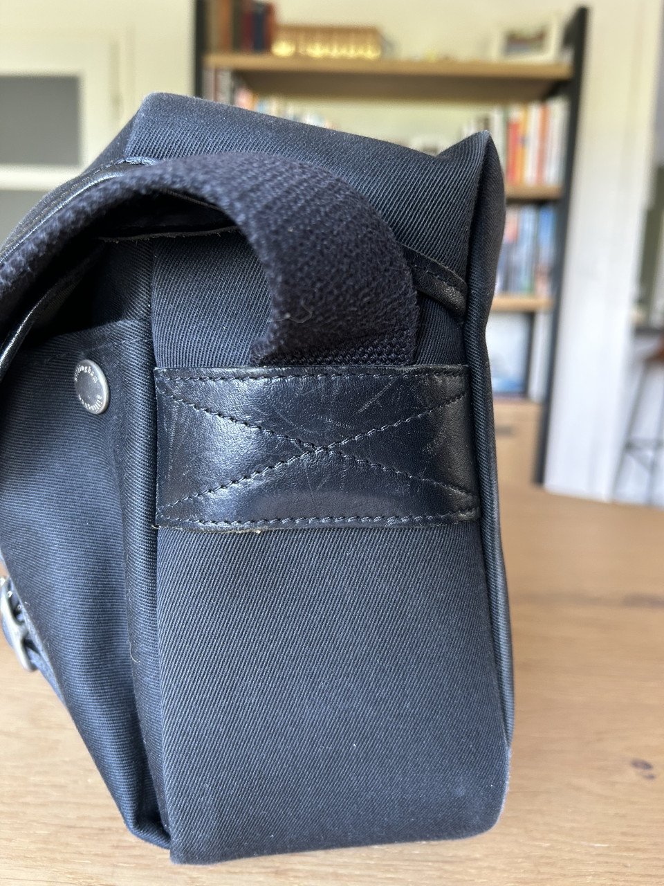 Billingham Hadley Small cameratas