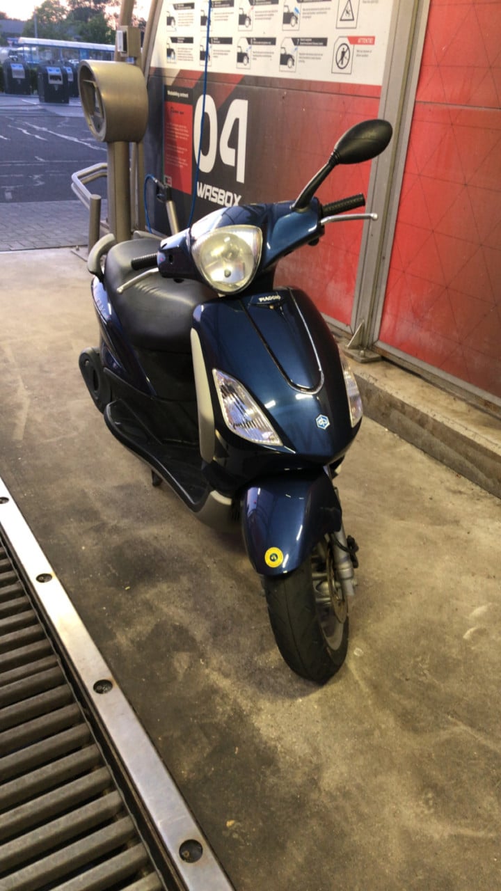 Piaggio Fly snor