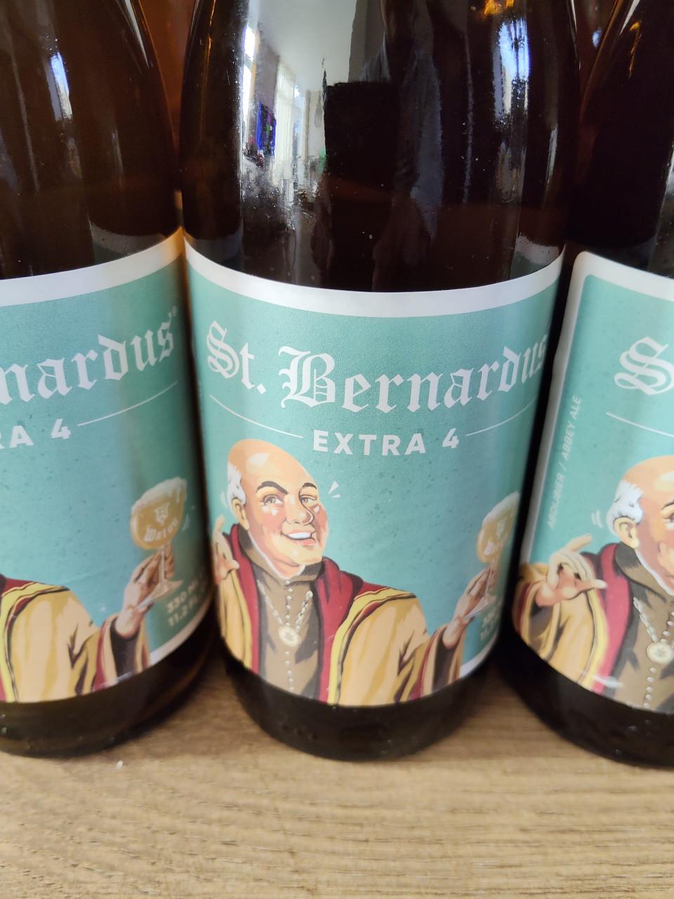 12 flesjes St Bernardus Extra 4 speciaalbier