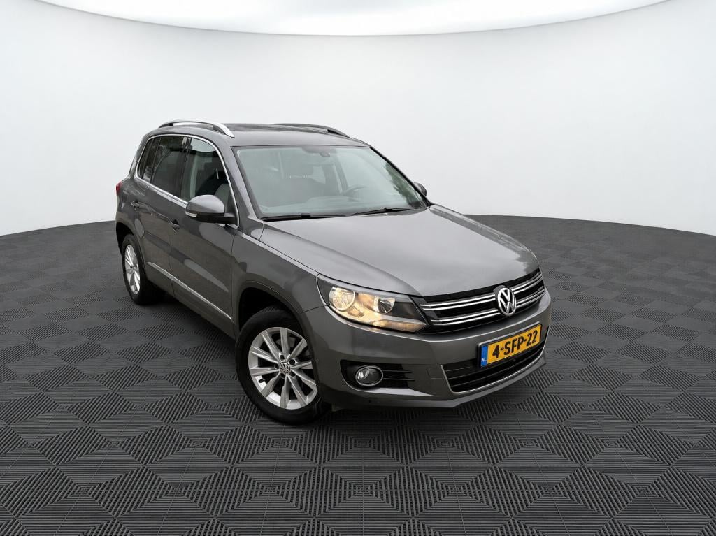 Volkswagen Tiguan 1.4 tsi sport&style