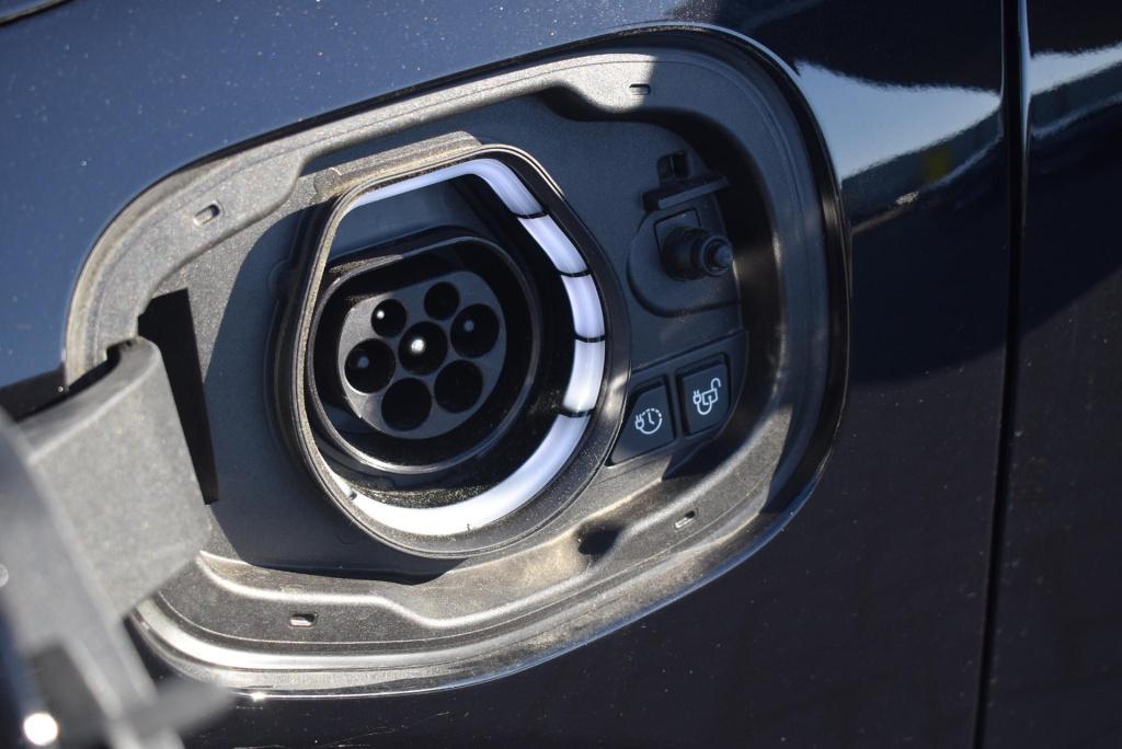 Ford Kuga 2.5 phev st-line x | panoramadak | climate control | adaptieve cr