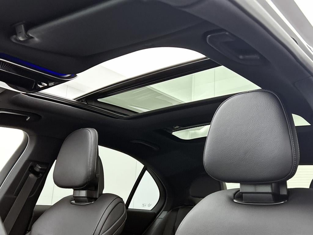 Mercedes-Benz C-Klasse 300 e business solution amg | trekhaak | nightpakket