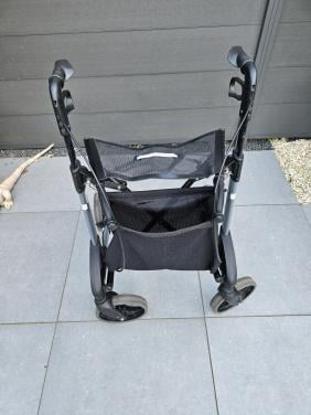 Zeer nette donkergrijze topro troja rollator lichtgewicht