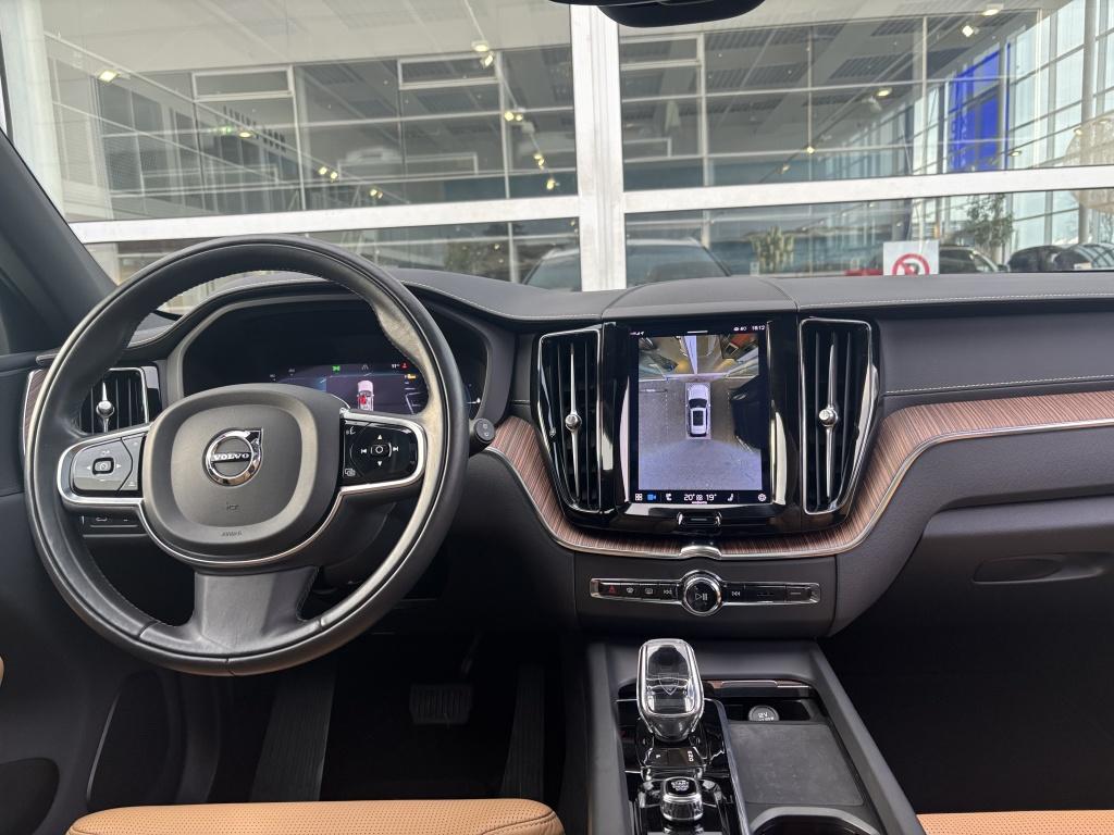 Volvo XC60 t6 398pk recharge bright inscription| luchtvering| adap.cruise|