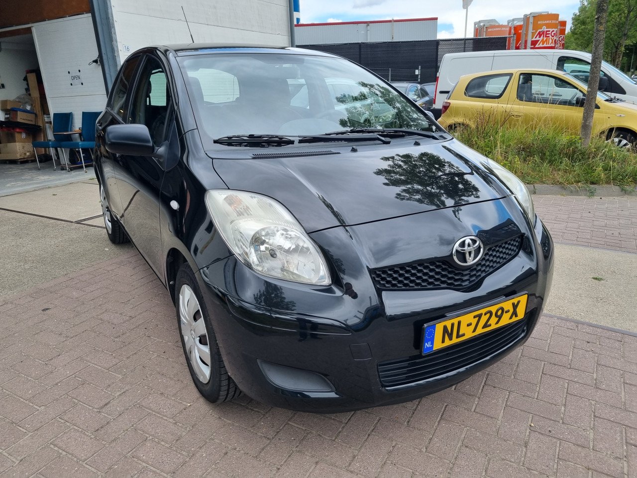 Toyota Yaris 1.0 VVTi Acces