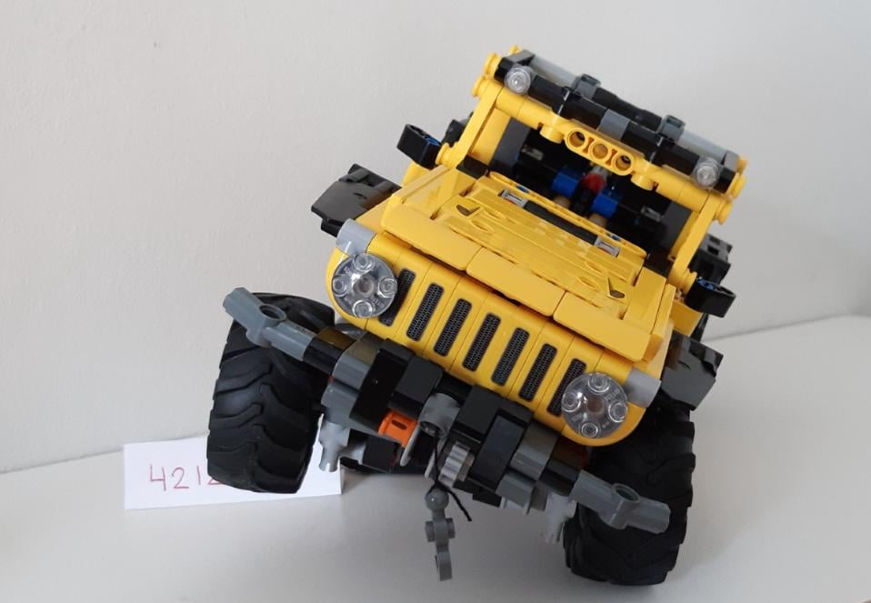 LEGO Technic 42122: Jeep Wrangler Rubicon