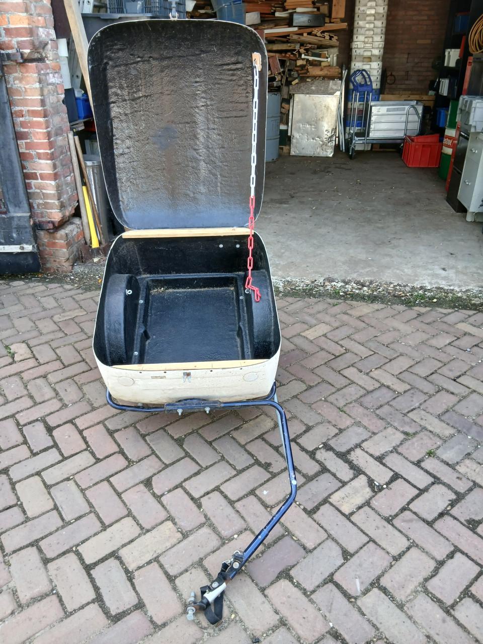 POLYESTER FIETSKAR