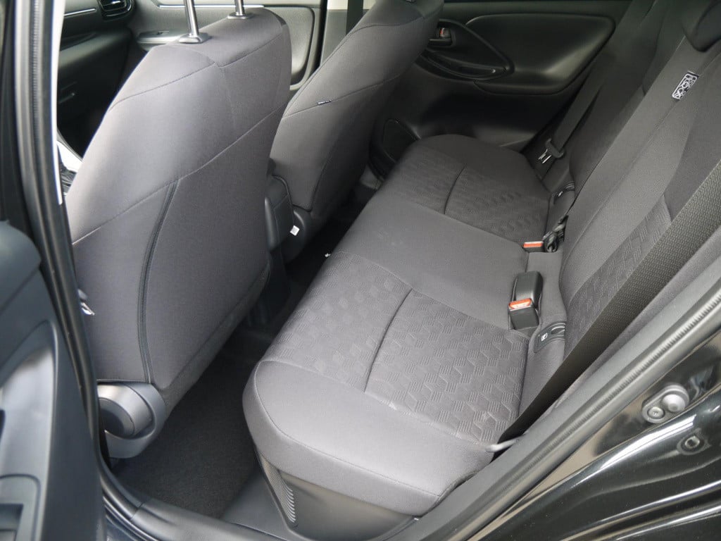 Mazda 2 Hybrid 1.5 centre-line 116