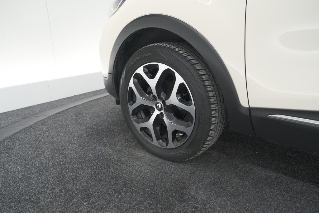 Renault Captur tce 90 intens | trekhaak | camera | navigatie | parkeersenso