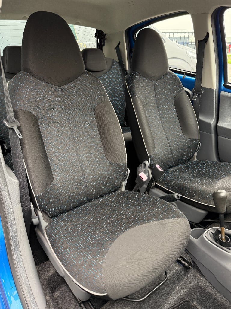 Peugeot 107 1.0 - urban move - airco - 5drs