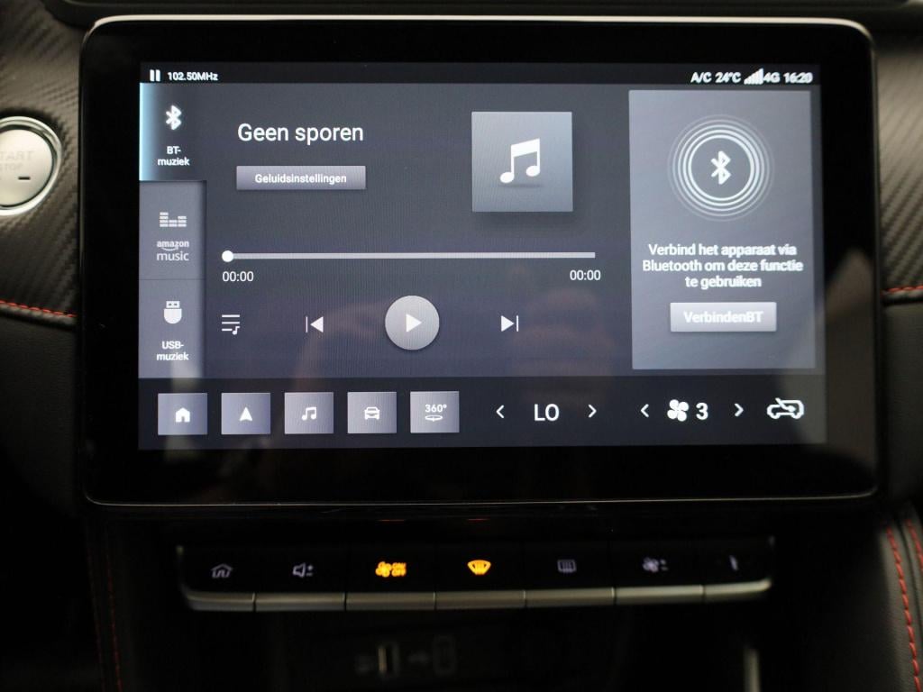MG Zs Ev long range luxury 70 kwh | leder | panoramadak | led koplampen | 3
