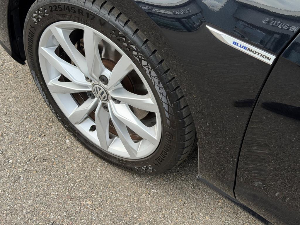 Volkswagen Golf 1.5 tsi highline | virtual | camera | adapt. cruise | carpl