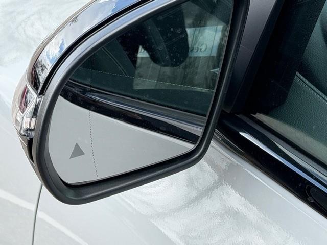 Mercedes-Benz Gla-klasse 200 business solution amg l panoramadak l mbux l m