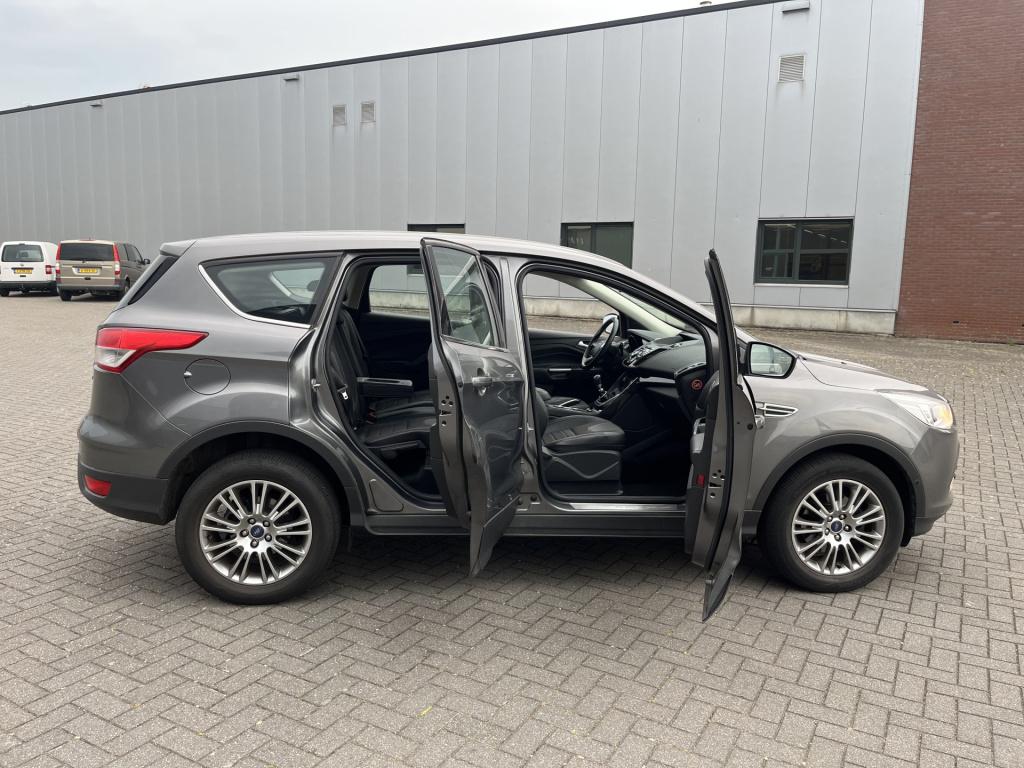 Ford Kuga 1.6 titanium 1 eig 58 dkm 2000 kg trekgewicht