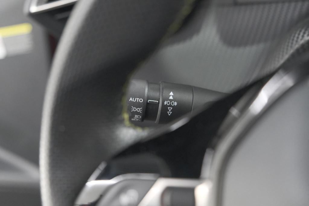 Peugeot 2008 puretech 130 gt pack | panoramadak | camera | adaptieve cruise