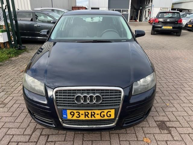 Audi A3 sportback 2.0 fsi attraction