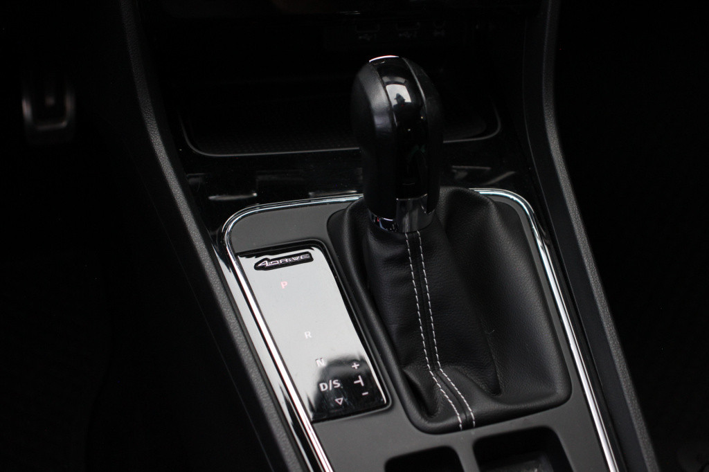 Seat Leon Sportstourer st 2.0 tsi cupra 300 4drive | pano. | camera | 301pk