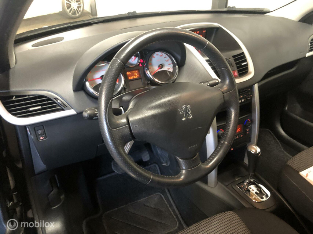 Peugeot 207 1.6 vti xs