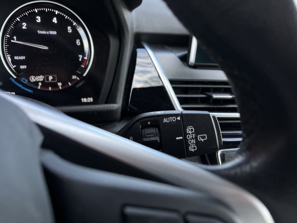BMW 2-serie active tourer 220i high executive | head-up | navi | camera | l
