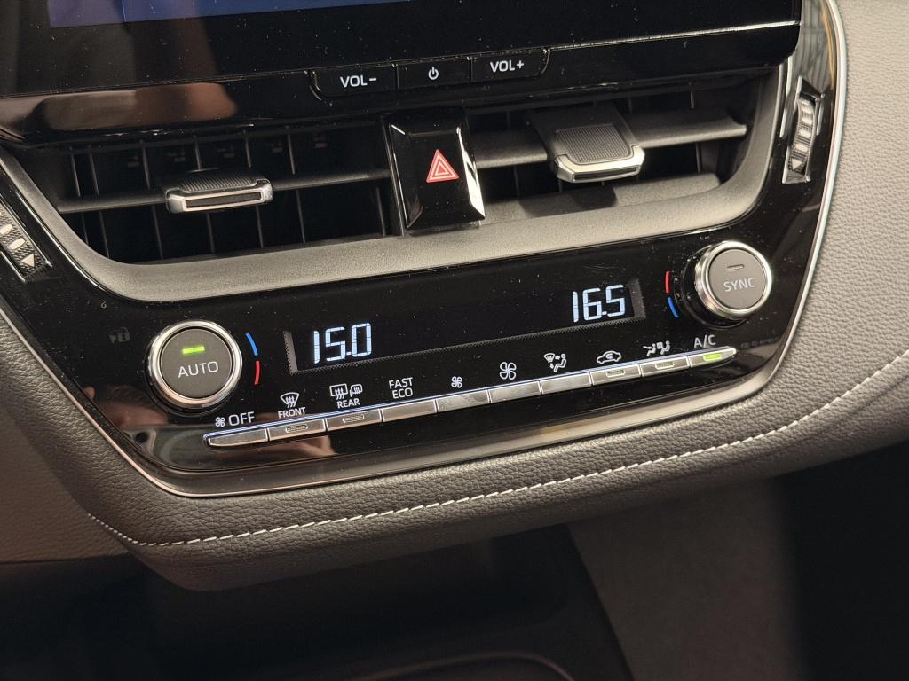 Toyota Corolla Touring Sports 140 hybrid active aktie model !!!