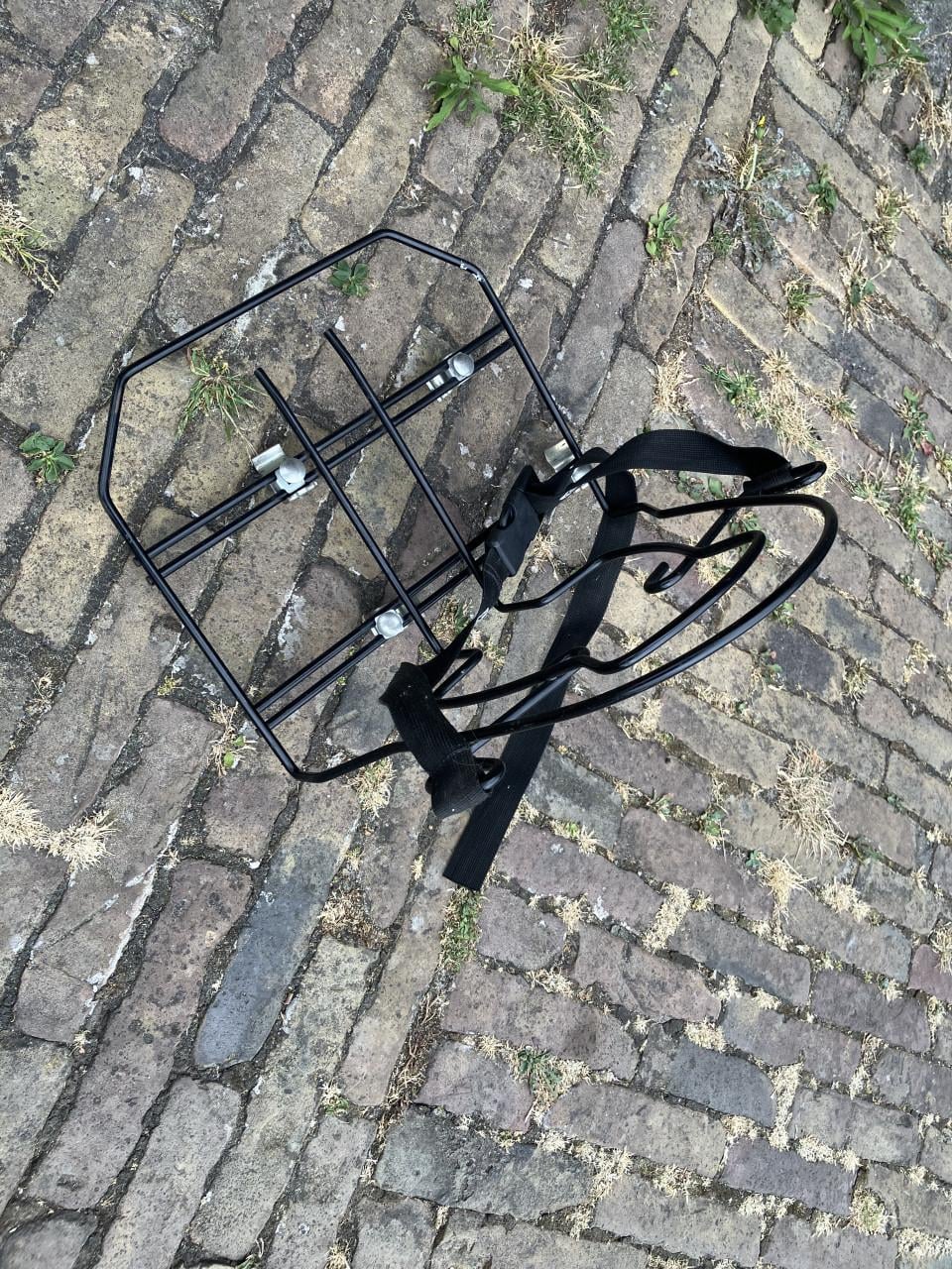 Tassen drager op de fiets, tassen en rugtassen