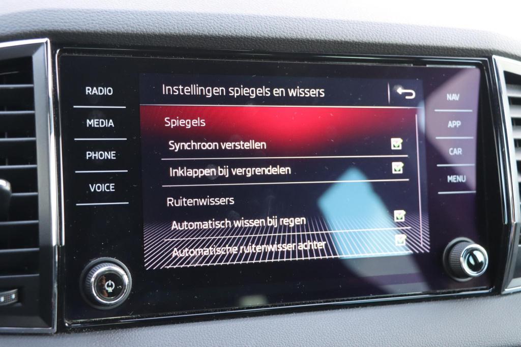 Skoda Karoq 1.5 tsi sportline business dsg7 150pk