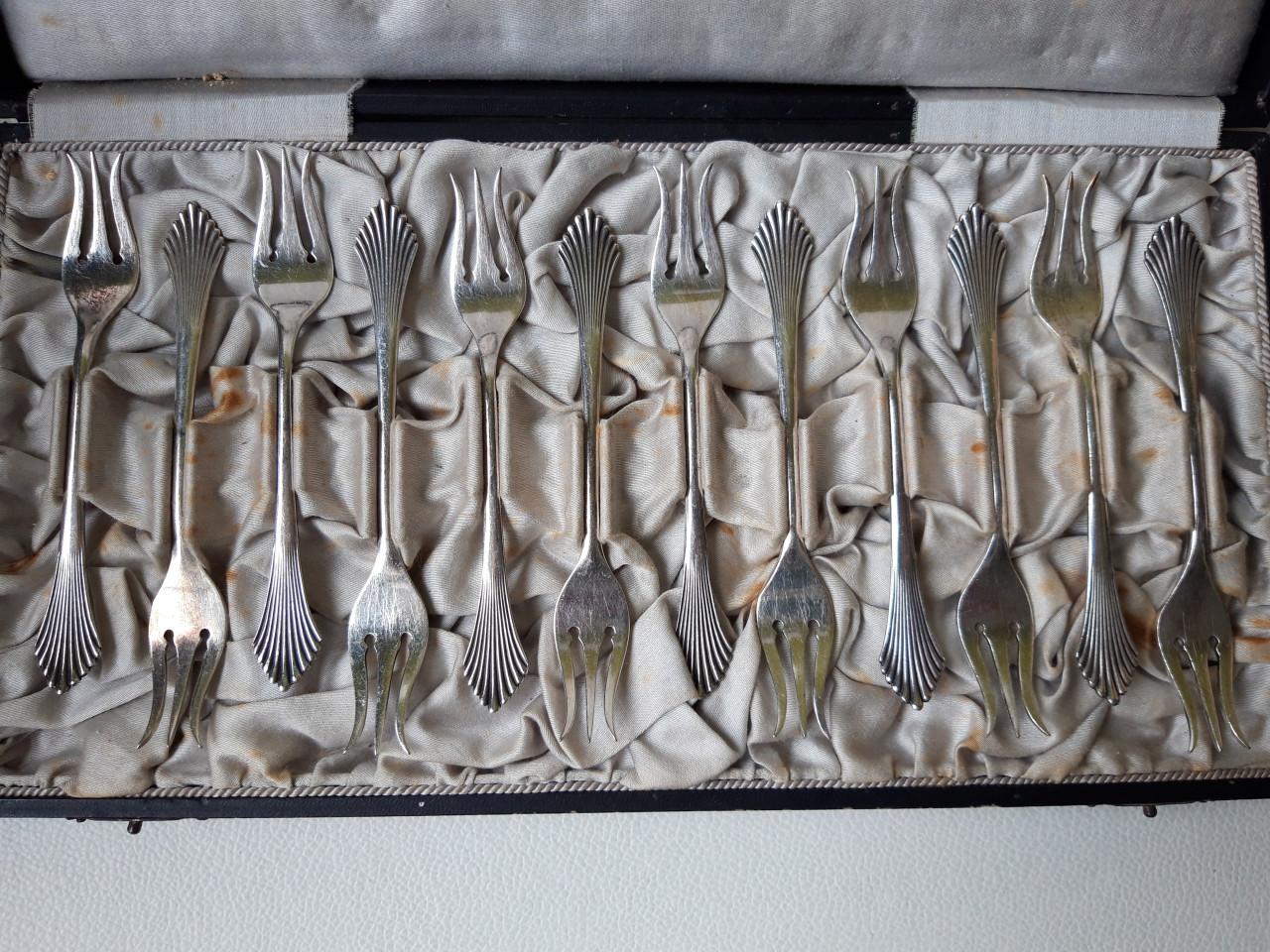 Zilver (antiek) serviesgoed