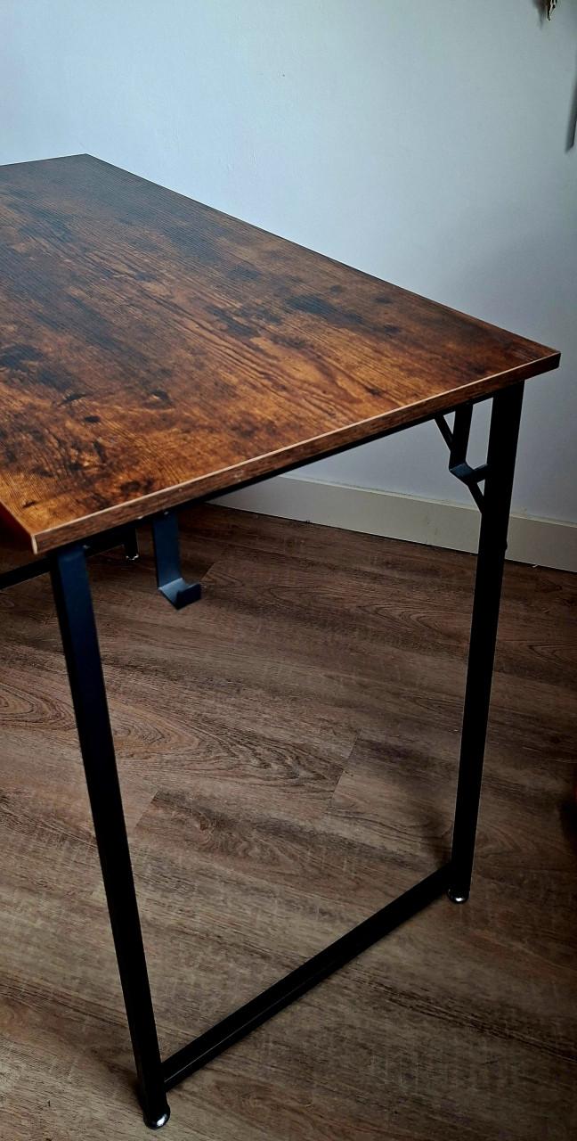 Bureau met bureaustoel